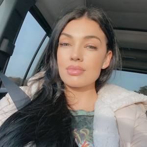 Meet your Posher, Krissy